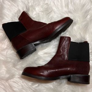 Clarks Burgundy Leather Chelsea Boots Size US 7 (UK 4.5)